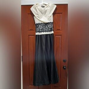 Tadashi Petite Collection